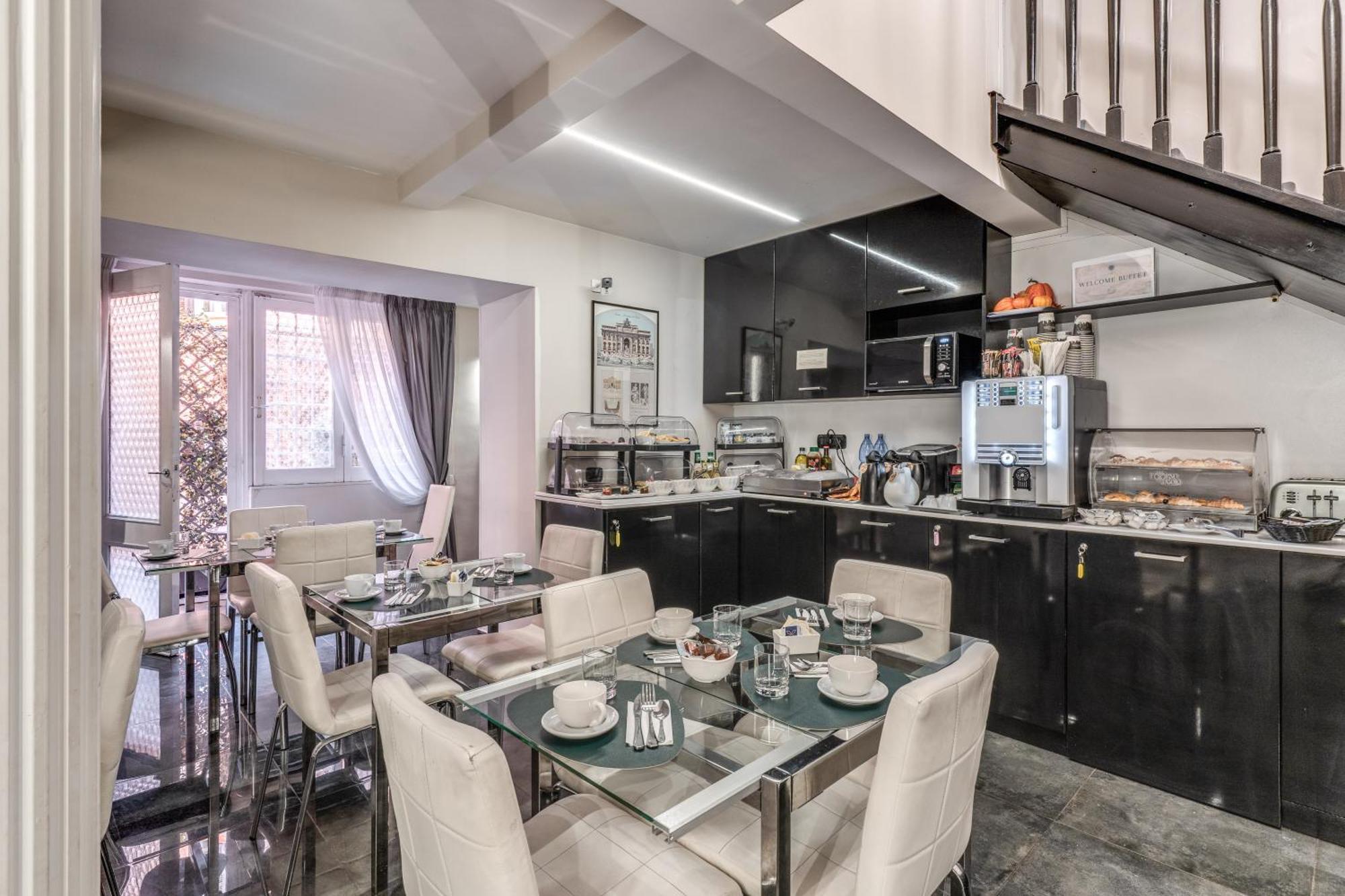 Opera Suites Pinciana Рим Экстерьер фото